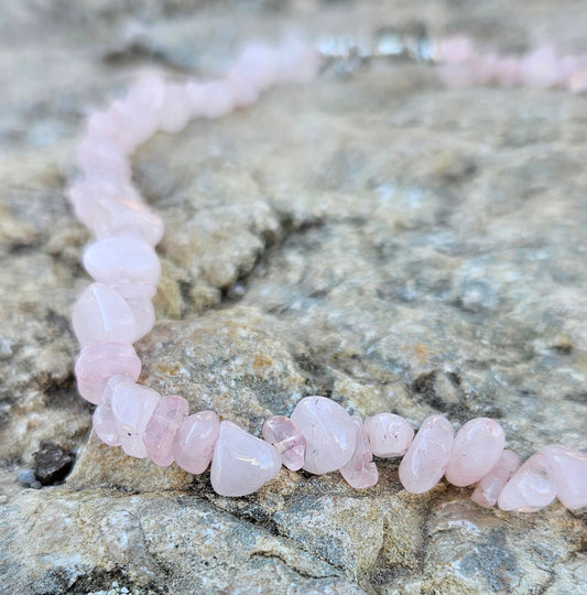 Los Beneficios del Cuarzo Rosa: La Piedra del Amor y la Armonía - Aurora Boreal
