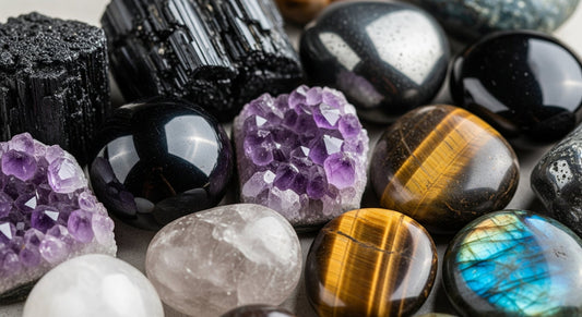 Los Minerales y Piedras Más Protectores: Tu Escudo Energético Personal - Aurora Boreal